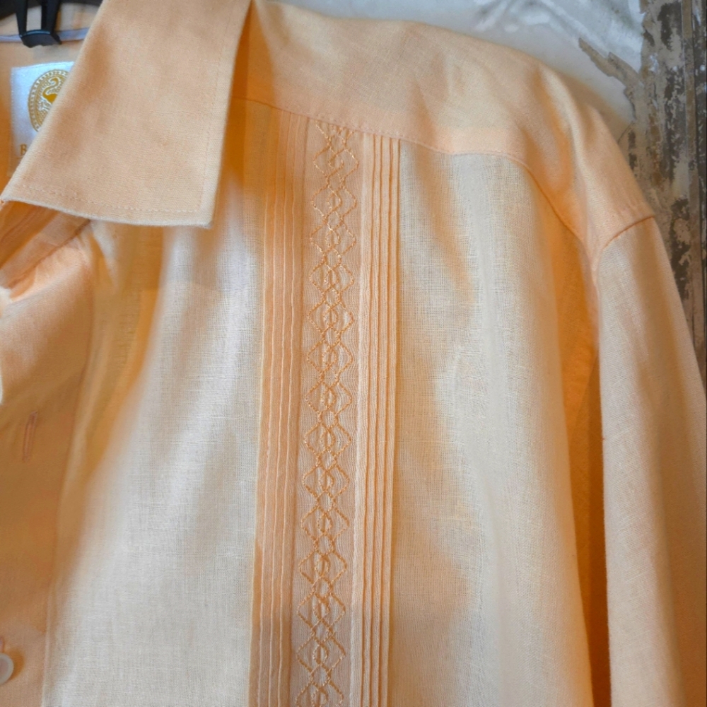 Bahamas Manchester Men's Authentic Guayabera Salmon Long Sleeve Shirt - Size L - Picture 5 of 16